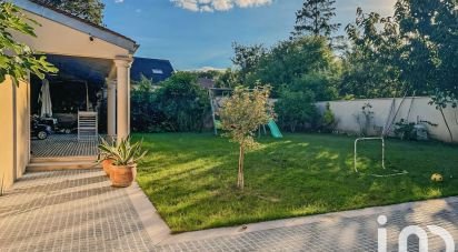 House 8 rooms of 162 m² in Rosny-sur-Seine (78710)