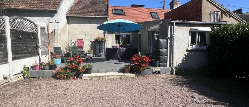 Maison 3 pièces de 65 m² à Cosne-d'Allier (03430)