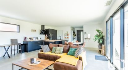 Maison 4 pièces de 100 m² à Villenave-d'Ornon (33140)