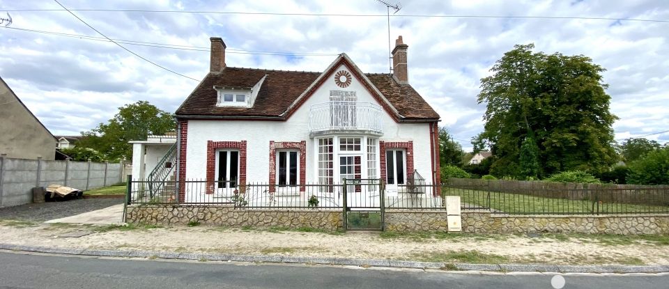 Traditional house 4 rooms of 115 m² in Lorris (45260)