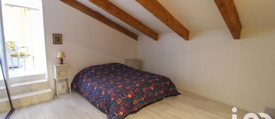 Village house 4 rooms of 65 m² in Montaren-et-Saint-Médiers (30700)