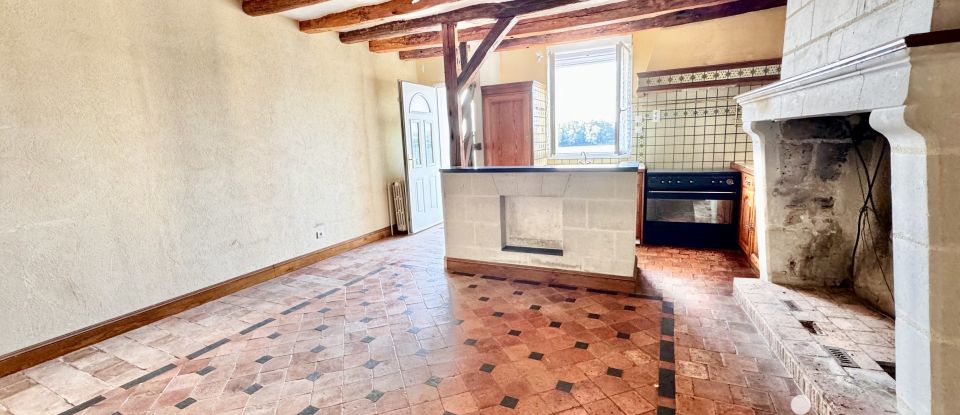 Traditional house 6 rooms of 146 m² in SAINT-MATHURIN-SUR-LOIRE (49250)