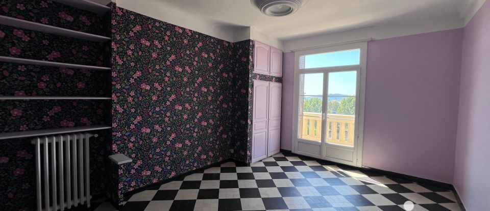 Apartment 4 rooms of 107 m² in Toulon (83000)