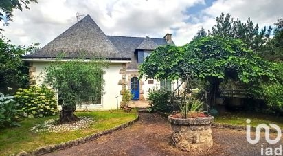 Traditional house 7 rooms of 165 m² in Guénin (56150)