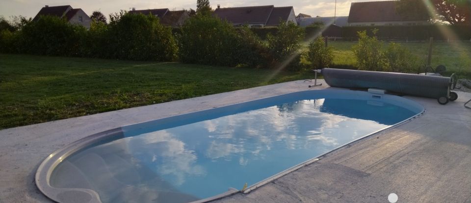 Maison 7 pièces de 237 m² à Perceneige (89260)