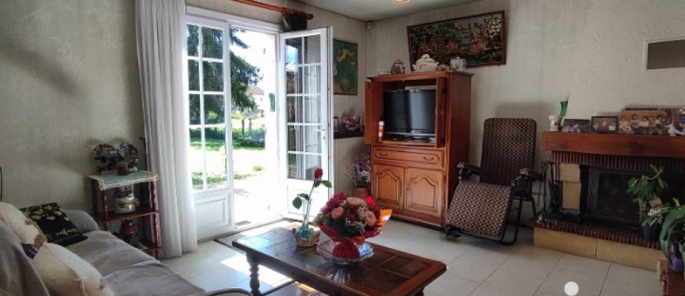 Traditional house 4 rooms of 88 m² in Faremoutiers (77515)