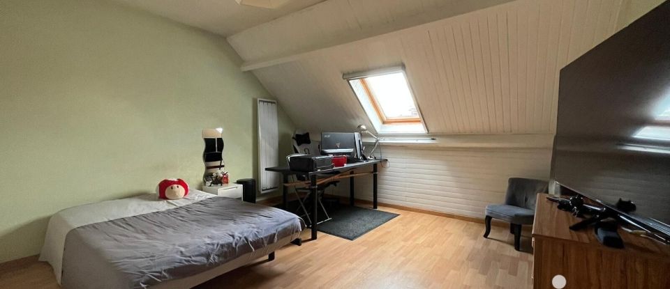 Maison 8 pièces de 150 m² à Paray-Vieille-Poste (91550)