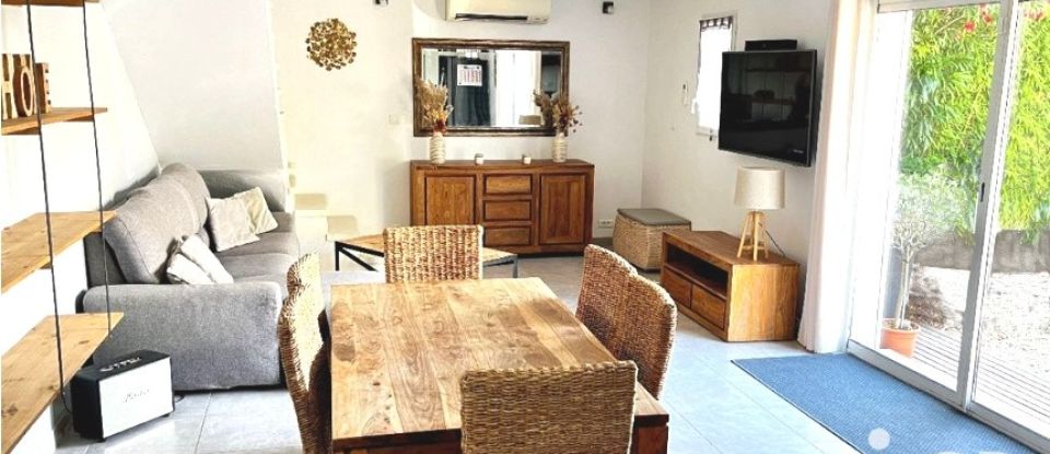 House 4 rooms of 89 m² in L'Isle-sur-la-Sorgue (84800)