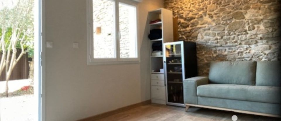 House 4 rooms of 89 m² in L'Isle-sur-la-Sorgue (84800)