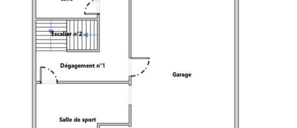 Maison traditionnelle 5 pièces de 160 m² à Quincy-Voisins (77860)