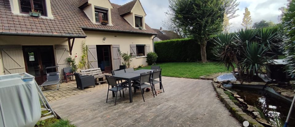 Traditional house 5 rooms of 160 m² in Quincy-Voisins (77860)