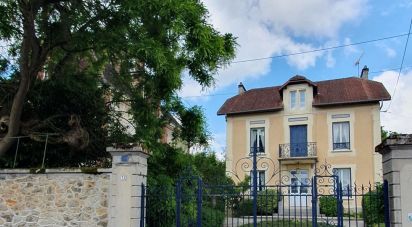 House 8 rooms of 210 m² in La Ferté-sous-Jouarre (77260)