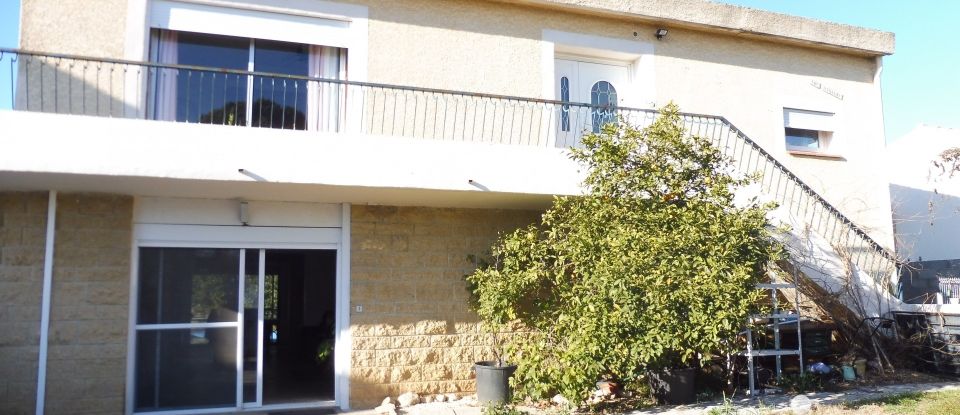 Traditional house 6 rooms of 245 m² in Lunel (34400)