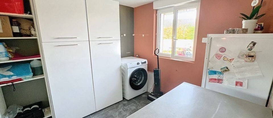 Maison 6 pièces de 128 m² à Wormhout (59470)