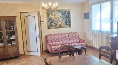 House 5 rooms of 88 m² in La Roche-sur-Yon (85000)