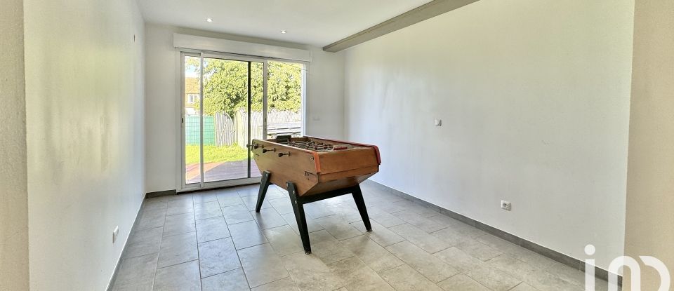 Maison 5 pièces de 82 m² à Freneuse (78840)