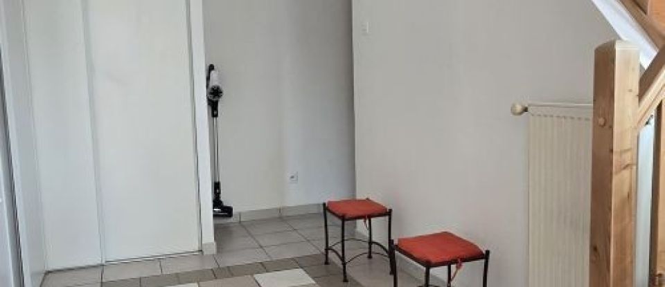 Maison 4 pièces de 105 m² à Aix-Noulette (62160)