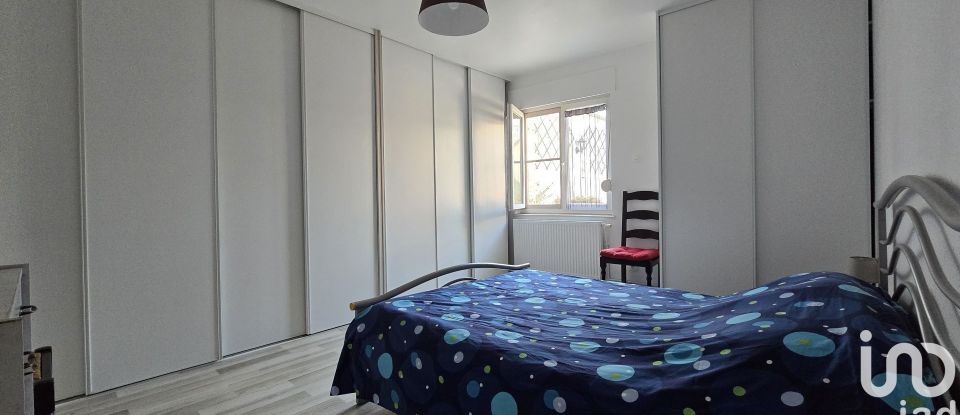 Maison 4 pièces de 105 m² à Aix-Noulette (62160)