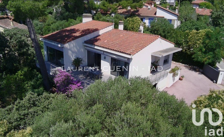 Architect house 5 rooms of 133 m² in Toulon (83100)