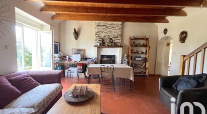 Country house 4 rooms of 70 m² in Erbray (44110)