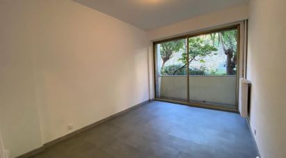 Appartement 2 pièces de 49 m² à Menton (06500)