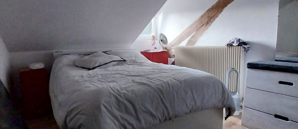 Maison 5 pièces de 90 m² à Châtres (77610)