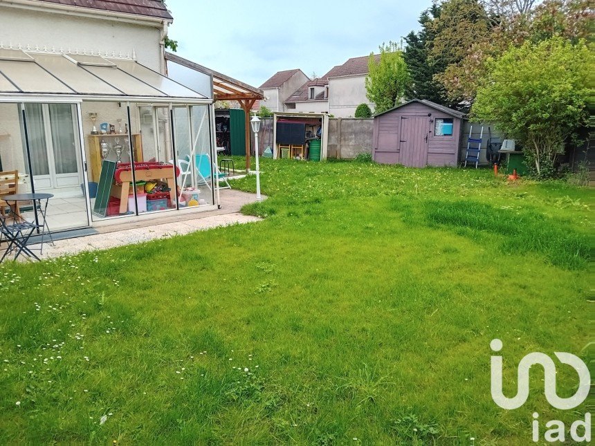 Maison 4 pièces de 97 m² à Le Perray-en-Yvelines (78610)