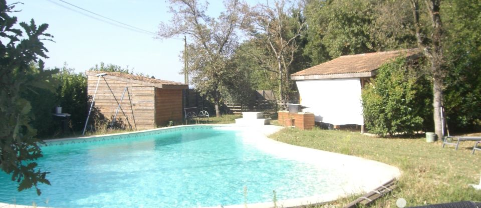 Maison de campagne 9 pièces de 215 m² à Chabeuil (26120)