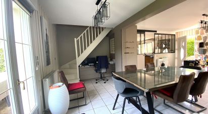 House 6 rooms of 150 m² in Trouville-sur-Mer (14360)