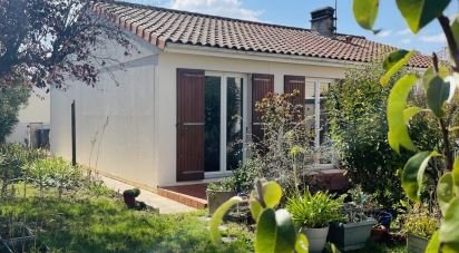 Traditional house 5 rooms of 103 m² in La Rochelle (17000)