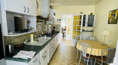 Traditional house 5 rooms of 103 m² in La Rochelle (17000)