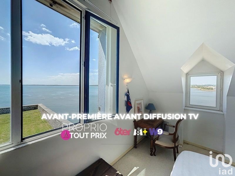 Maison 8 pièces de 170 m² à Saint-Vaast-la-Hougue (50550)