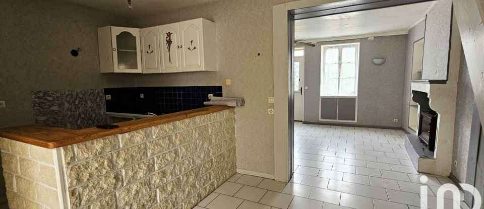 Town house 3 rooms of 70 m² in Arnay-le-Duc (21230)