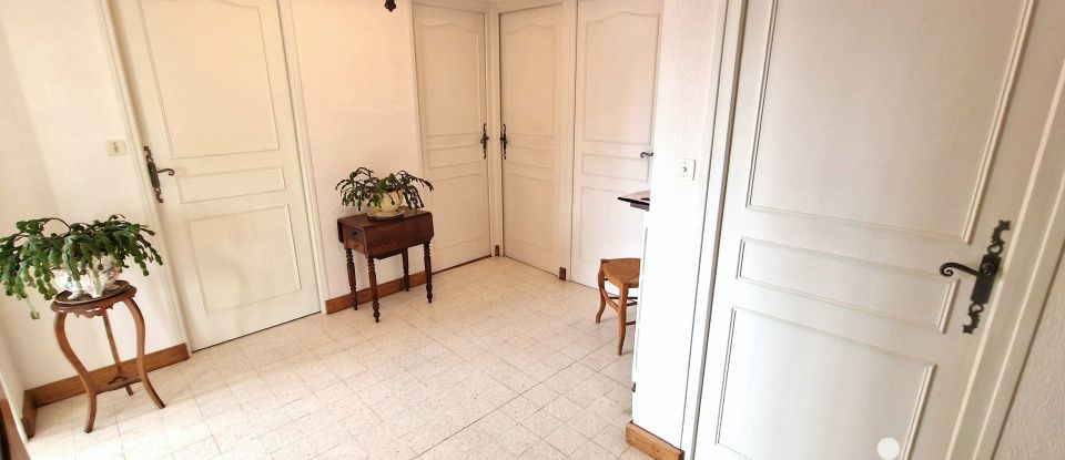 Maison traditionnelle 5 pièces de 135 m² à Fouras (17450)