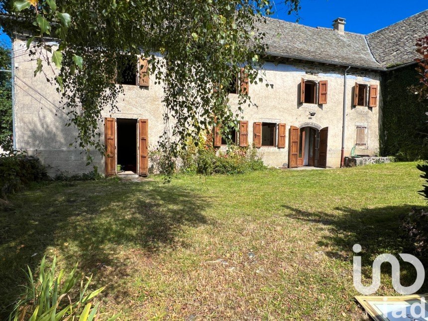 Maison de campagne 5 pièces de 145 m² à GRAISSAC (12420)