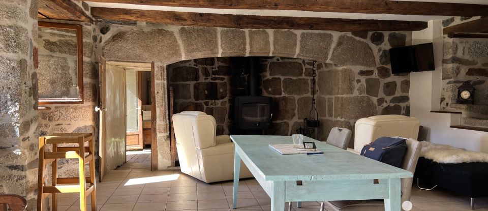 Maison de campagne 5 pièces de 145 m² à GRAISSAC (12420)