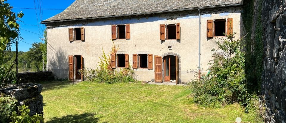 Maison de campagne 5 pièces de 145 m² à GRAISSAC (12420)