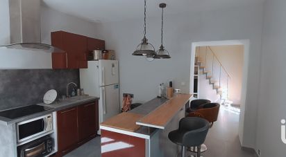 Maison 4 pièces de 95 m² à Villevieille (30250)