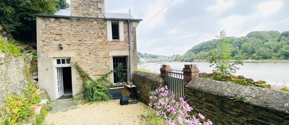 House 4 rooms of 135 m² in Lannion (22300)