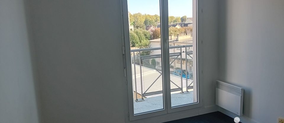 Appartement 3 pièces de 66 m² à Dammarie-les-Lys (77190)