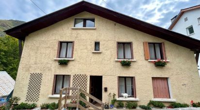 Building in Eaux-Bonnes (64440) of 520 m²