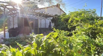 House 7 rooms of 146 m² in Saint-Romain (86250)