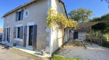 Maison 7 pièces de 146 m² à Saint-Romain (86250)