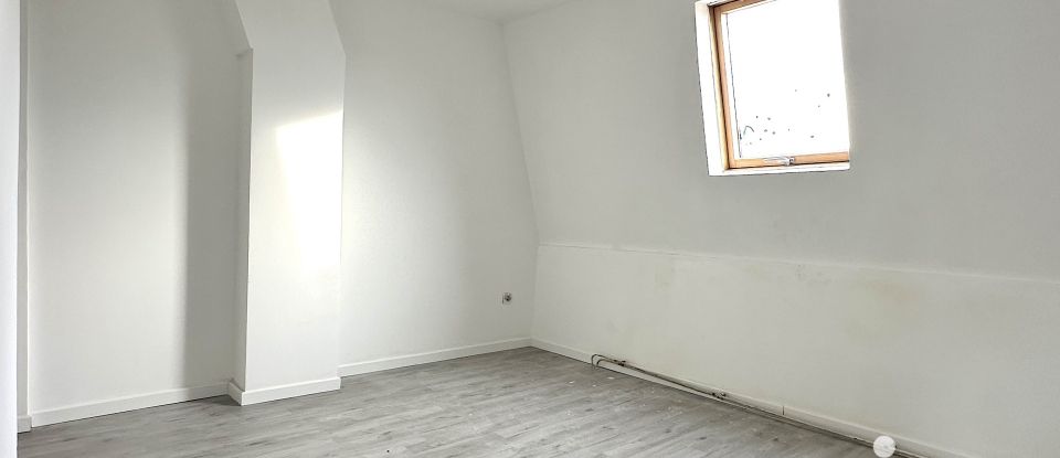 Maison 5 pièces de 110 m² à Roubaix (59100)