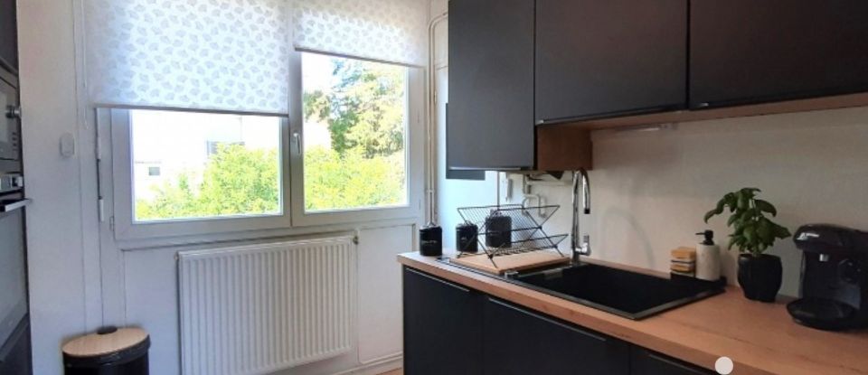 Apartment 3 rooms of 69 m² in Romans-sur-Isère (26100)