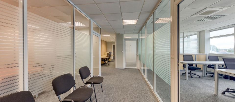 Offices of 233 m² in Champigny-sur-Marne (94500)