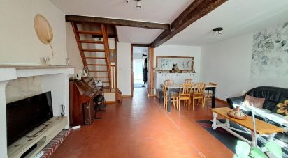 Maison 5 pièces de 82 m² à Leugny (89130)