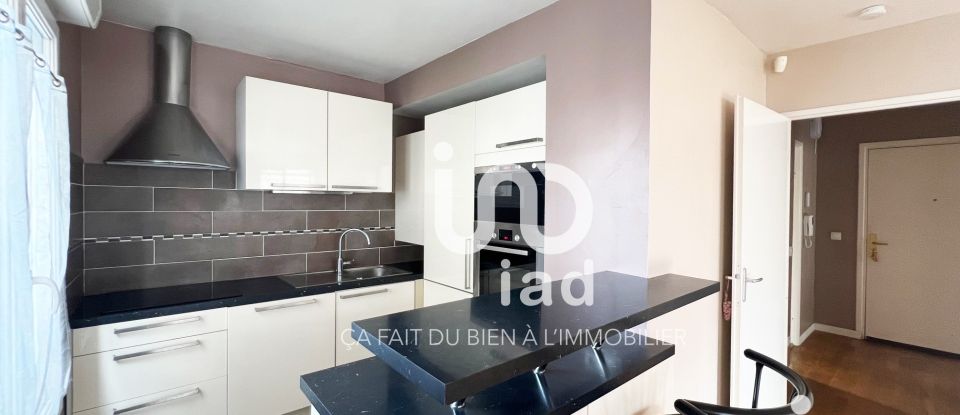 Appartement 4 pièces de 75 m² à Puteaux (92800)