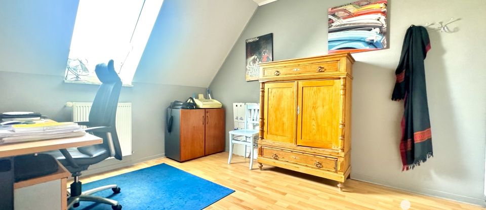 Maison 5 pièces de 201 m² à Saint-Martin-lez-Tatinghem (62500)