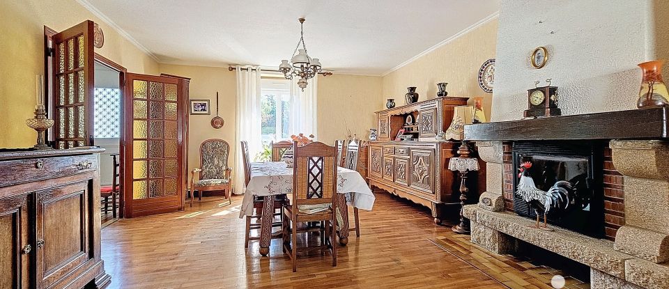 Traditional house 6 rooms of 148 m² in Clohars-Carnoët (29360)